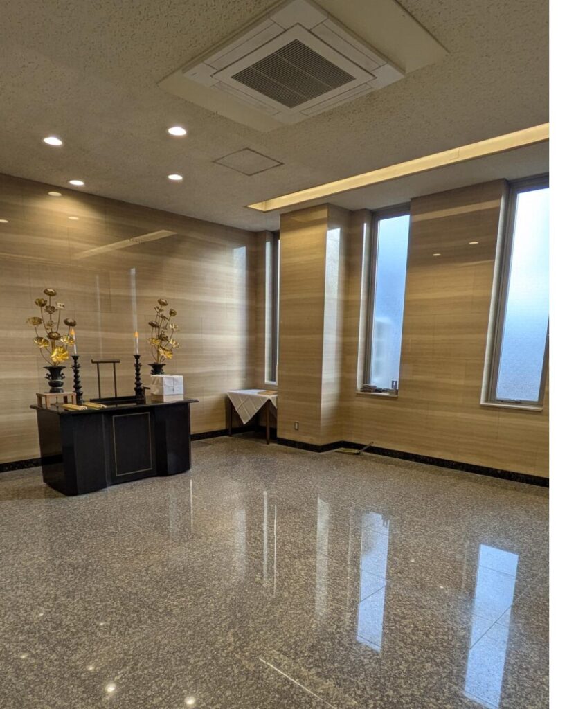 陸前高田斎苑施設内観